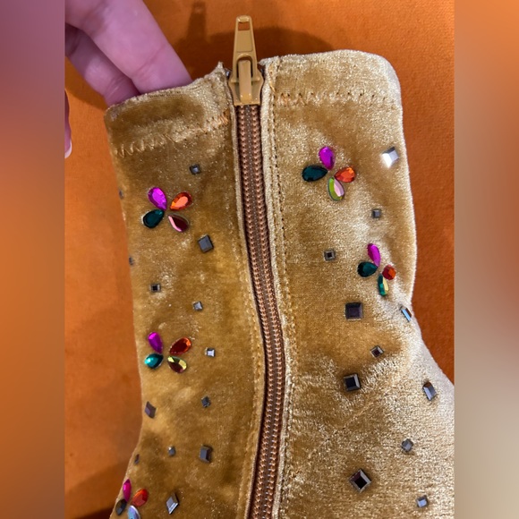 Betsy Johnson tan faux suede embellished Harriet boots - Picture 9 of 9